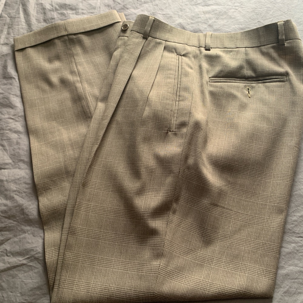 Louis Raphael Cream Trousers with Red Trim